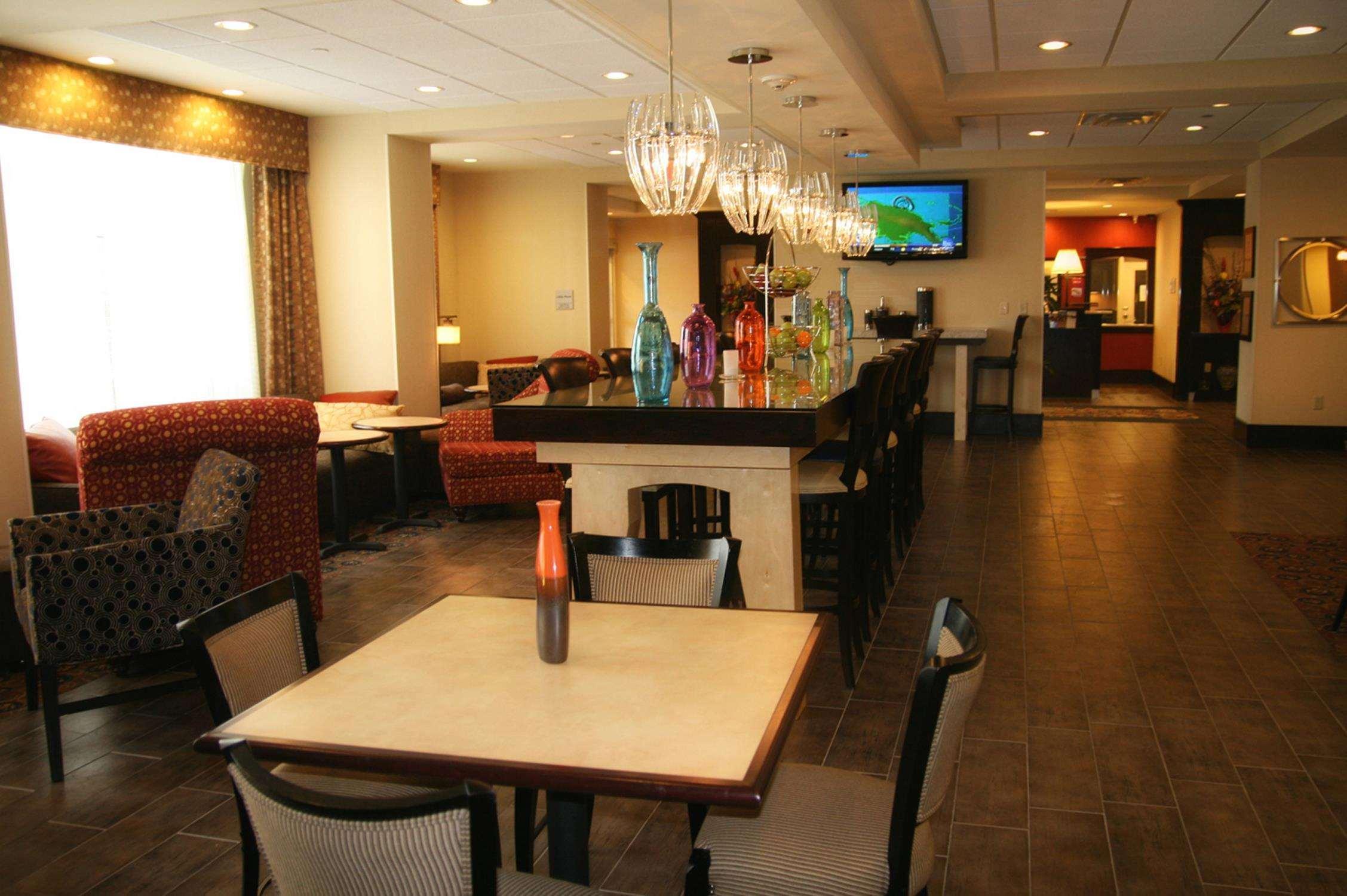 Hampton Inn Orange Restaurant foto